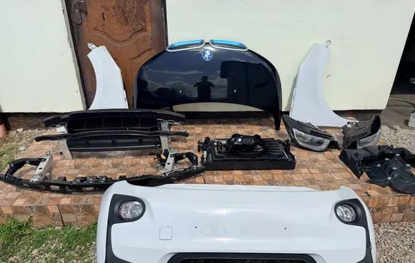 BMW i3 Front piece kit