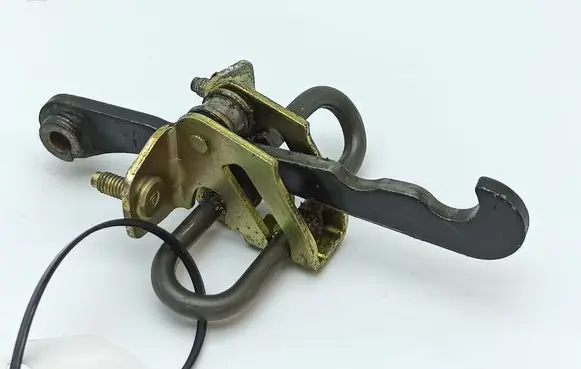 Front door check strap stopper
