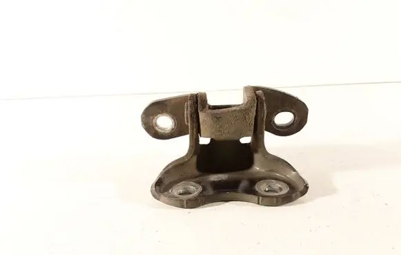 Toyota Verso Front door lower hinge 