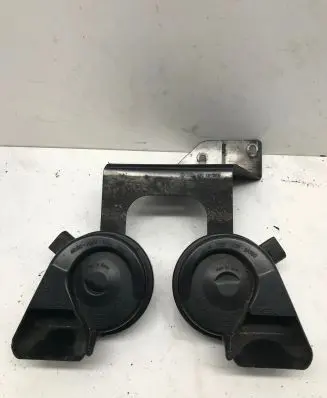 Audi A6 S6 C6 4F Horn signal 4F0951229 6033FB1521 M3061892