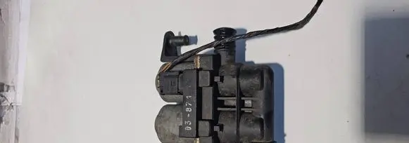 Coolant heater control valve