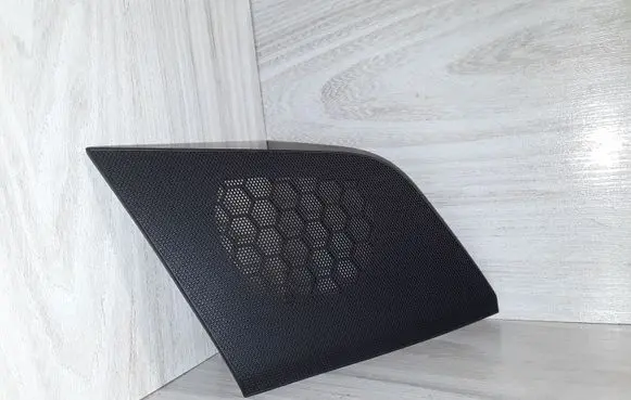 Side speaker trim/cover