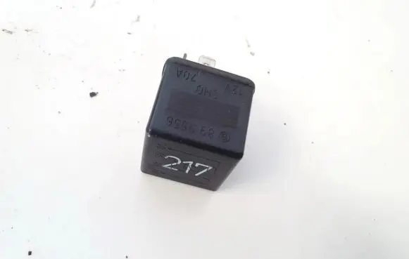 Audi A8 S8 D2 4D Other relay 443951253S 899556