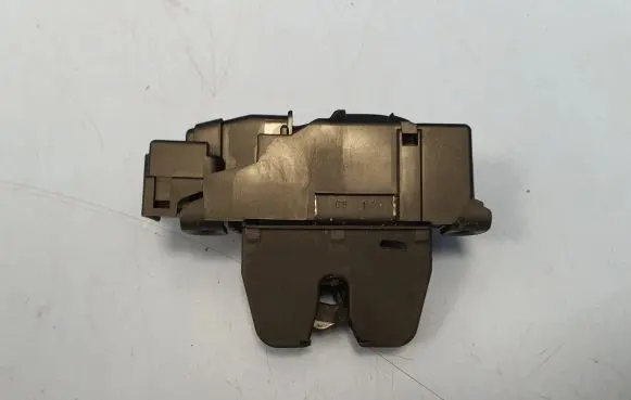 Peugeot 508 RXH Tailgate/trunk/boot lock/catch/latch 9684648680