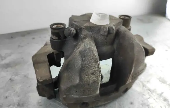 Volvo XC90 Front brake caliper 36010012