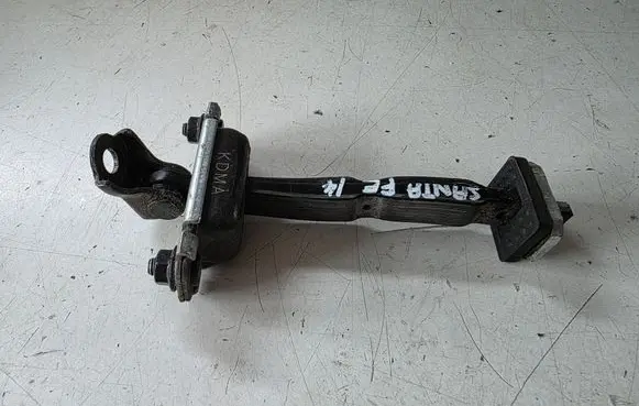 Hyundai Santa Fe Rear door check strap stopper 