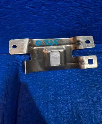 BMW 3 G20 G21 Radiator mount bracket 7422224