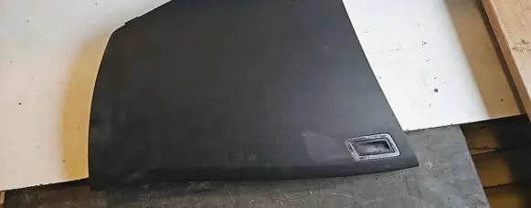 Citroen C4 I Picasso Glove box