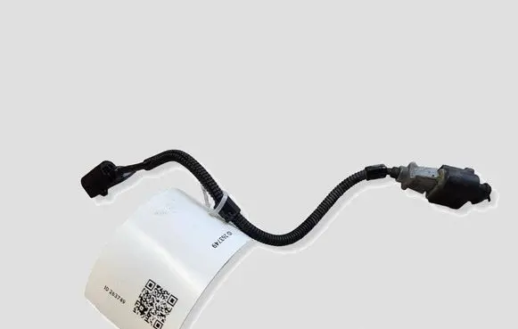 Audi A4 S4 B8 8K Crankshaft position sensor 9805940