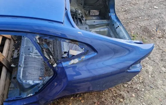 Rear quarter panel
