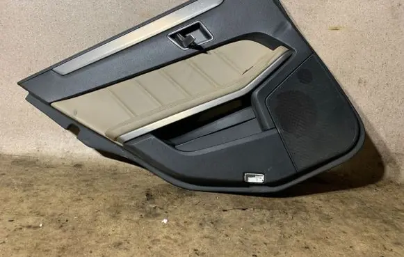 Mercedes-Benz E W212 Rear door card panel trim