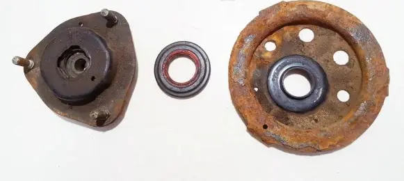 Toyota Avensis Verso Coil spring mount 