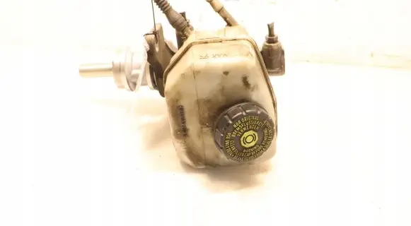 Master brake cylinder