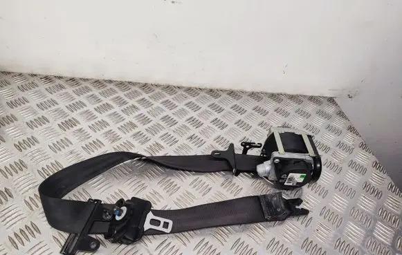 Volvo V60 Front seatbelt 39818843 616155800