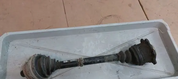 Audi A8 S8 D2 4D Front driveshaft 4D0407272H