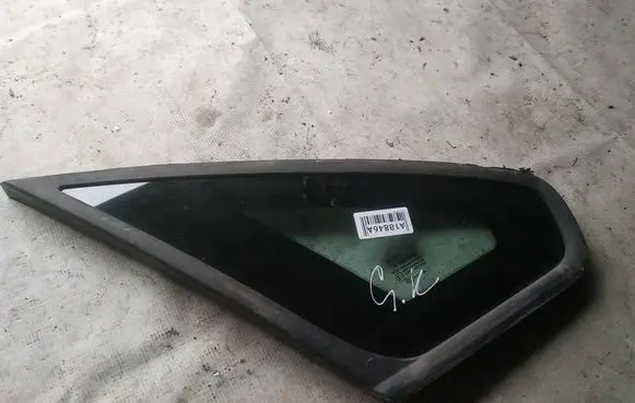 Volvo S40 Rear side window as2