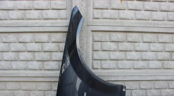 Mercedes-Benz C W204 Fender A2048811001