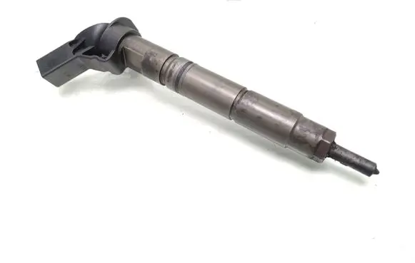 Mercedes-Benz ML W164 Fuel injector A6420700587 0445115027