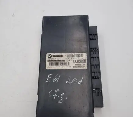BMW 5 E60 E61 Gateway control module 9157157 0501312 239943