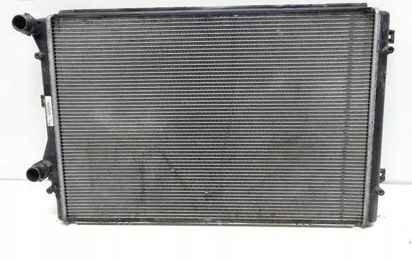 Audi TT TTS Mk2 Coolant radiator 5K0121251J