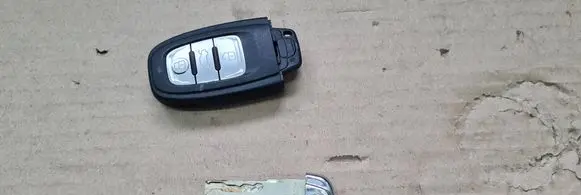 Audi Q5 SQ5 Ignition key/card 8T0959754D 5101805