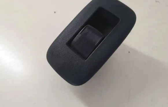 Toyota Auris 150 Electric window control switch