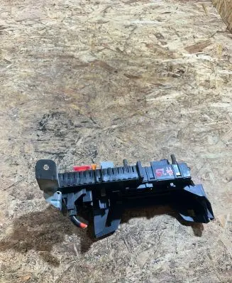Mercedes-Benz E W212 Fuse module 01670658