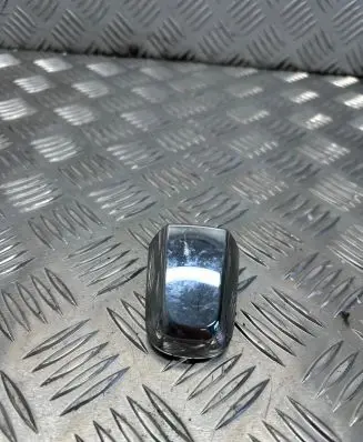 Mitsubishi L200 Rear door handle cover 