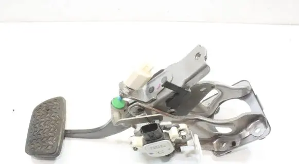 Lexus GS 250 350 300H 450H Brake pedal 8951033020