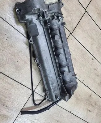 Mercedes-Benz ML W164 Rocker cam cover A6290160705