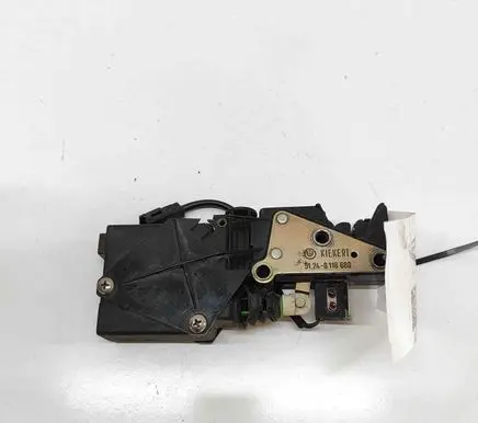 BMW 8 E31 Tailgate/trunk/boot lock/catch/latch 8118688