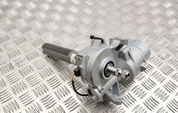 Suzuki SX4 S-Cross Electric power steering pump 3139063U03