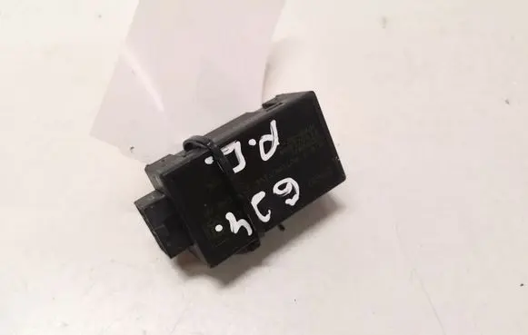 Ford Focus Seat heating relay 299607 11002298A