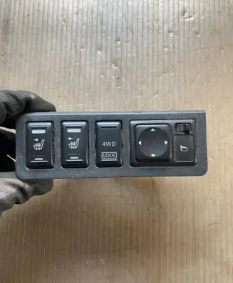Nissan Murano Z50 Seat heating switch 5120B