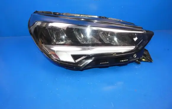 Opel Corsa F Headlight/headlamp 9829522680 39162656 354261827