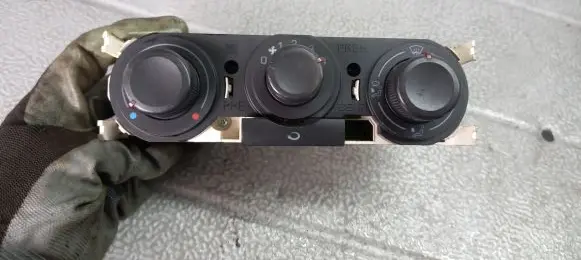 Seat Ibiza III (6L) Air conditioning/heating control unit 