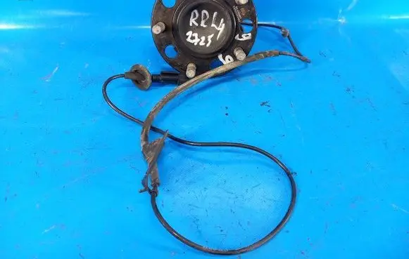 Chrysler 200 Rear wheel bearing hub 4766719AA
