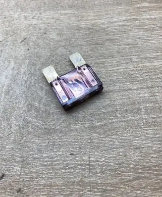 Volkswagen PASSAT B5 Fuse 80AFUSE 32V