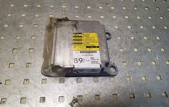 Toyota Corolla Verso E121 Airbag control unit/module 891700F012