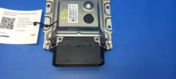 Mercedes-Benz S W222 Reducing agents exhaust control unit A0009002004 A0009011501 0281030778