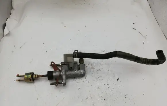 Toyota Corolla E120 E130 Clutch slave cylinder NOCODE