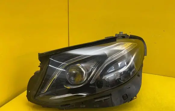 Mercedes-Benz E W213 Headlight/headlamp A2139067506