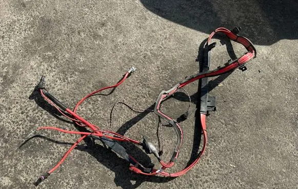 BMW 6 F06 Gran coupe Positive cable (battery) 9348286 9348285 93485803