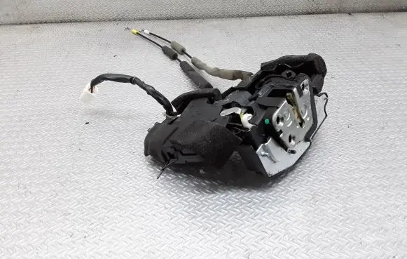 Mazda CX-7 Rear door lock