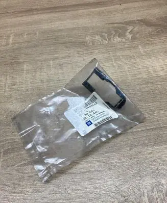 Opel Zafira B Front door exterior handle/bracket 24463562