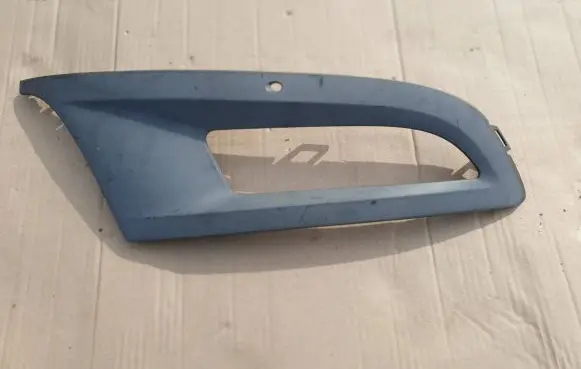 Volkswagen Polo V 6R Front fog light trim/grill 6R0853666D