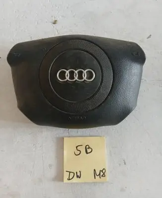 Audi A4 S4 B5 8D Steering wheel airbag 8D0880201H
