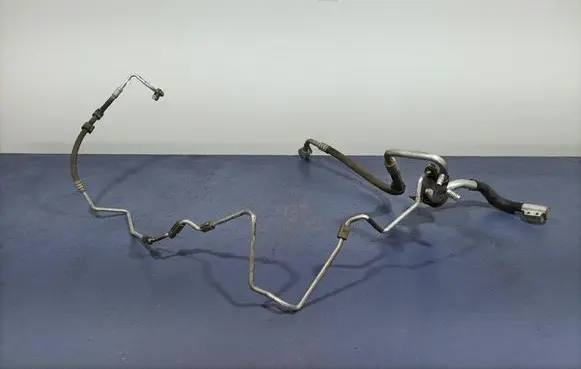 Air conditioning (A/C) pipe/hose
