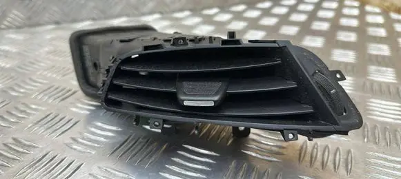 Opel Zafira C Dashboard side air vent grill/cover trim 330188061