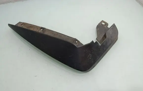 Renault Koleos I Front mudguard 7711423665